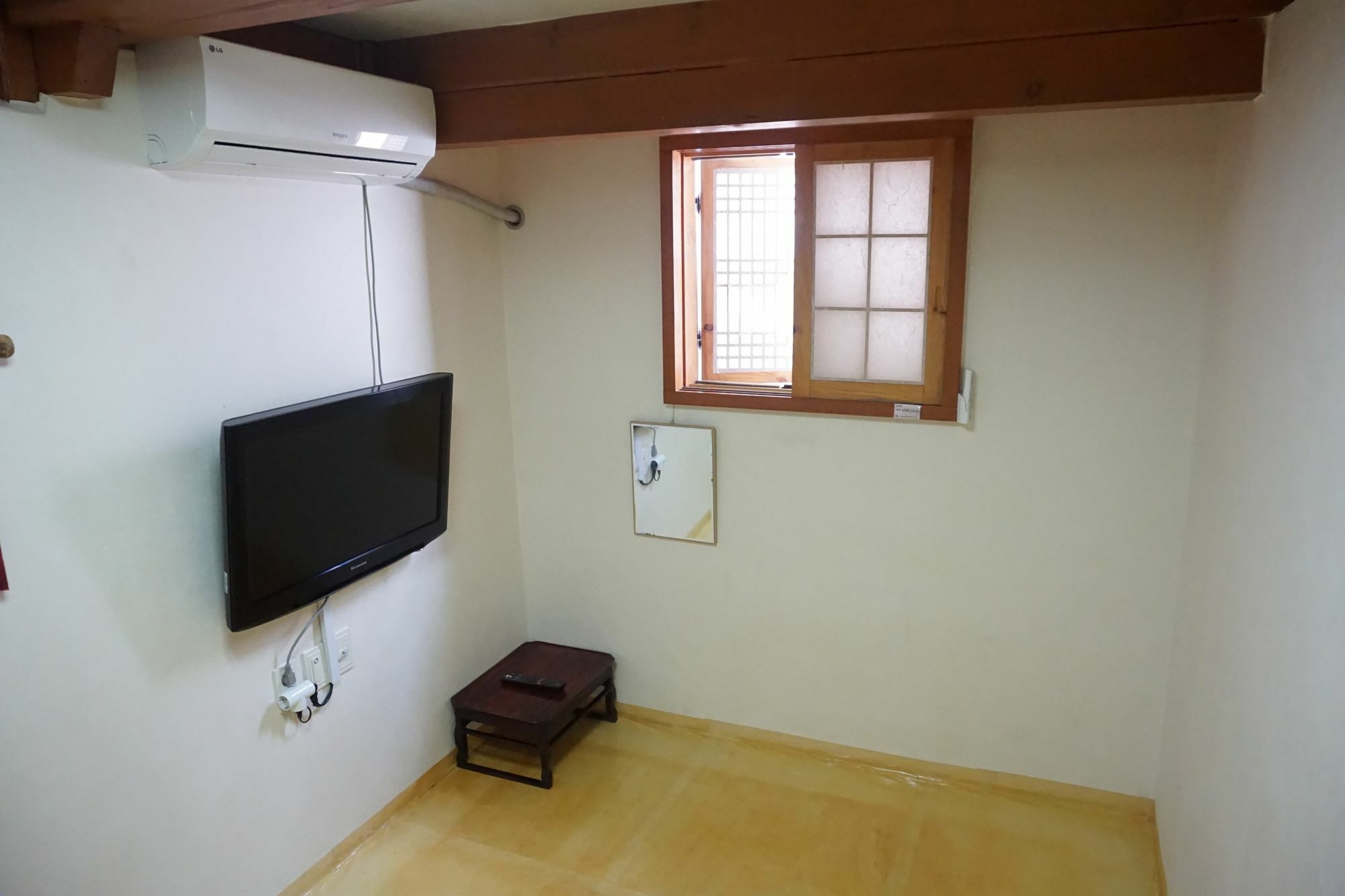 Han Hanok Guesthouse Seoel Buitenkant foto